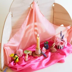 Sarah's Silks Nature Table Displays-May's Nature Table